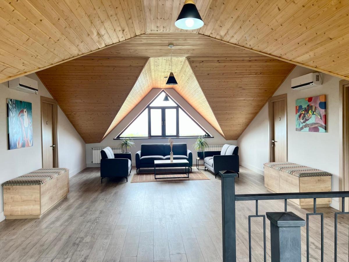 Begaso Family Winery Hotel ควาเรลี ภายนอก รูปภาพ